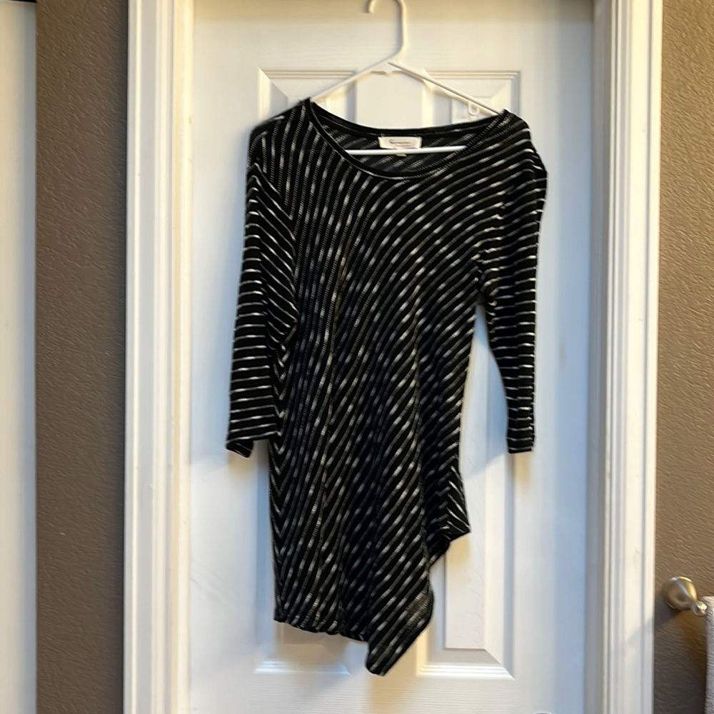 Vince Camuto top